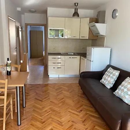 Mare Apartamento Krk Town