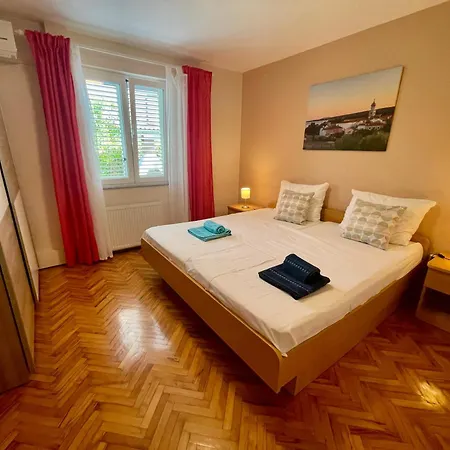 Apartment Mare Krk Town