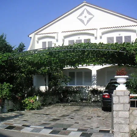 Mare Apartment