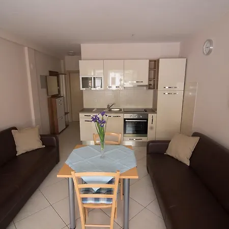 Mare Apartment Krk Town
