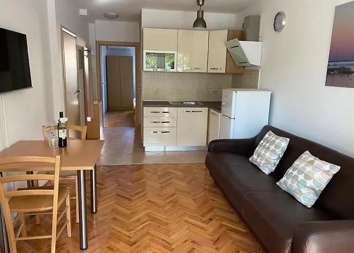 Mare Apartman Krk Town